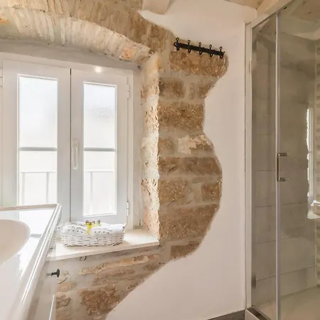 Villa Nonni In Istria For 4 Persons With 32 M2 Private Pool, Jacuzzi, Free Bikes & Kids Playground